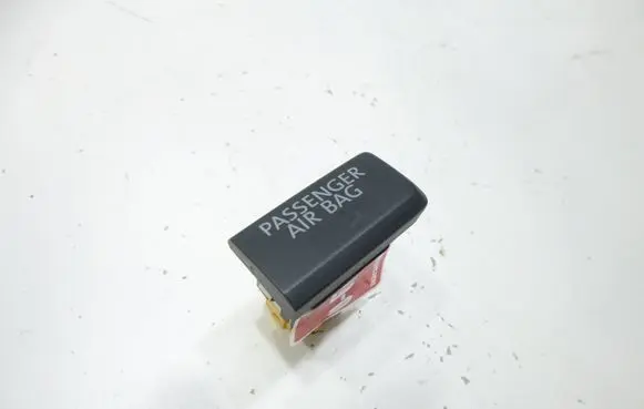 Volkswagen Touareg II Passenger airbag on/off switch 7P6919234
