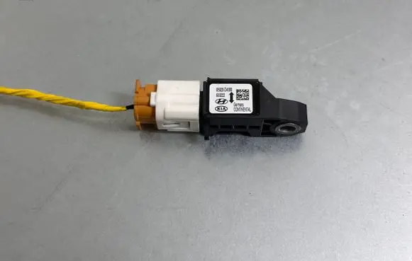 KIA Optima Airbag deployment crash/impact sensor 95920D4000