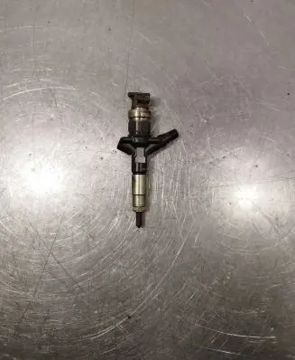 Subaru Forester SH Fuel injector 16613AA020 08L01805