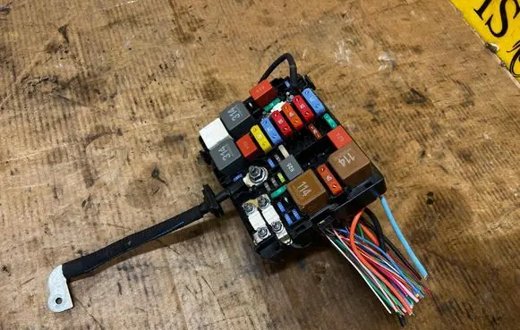 Citroen DS7 Crossback Fuse box set 9804848580