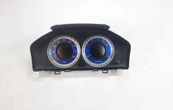 Volvo V60 Speedometer (instrument cluster) 31314557AA 36001225