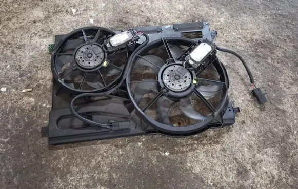 Volvo V70 Fan set 30792924 1137328432 1137328434