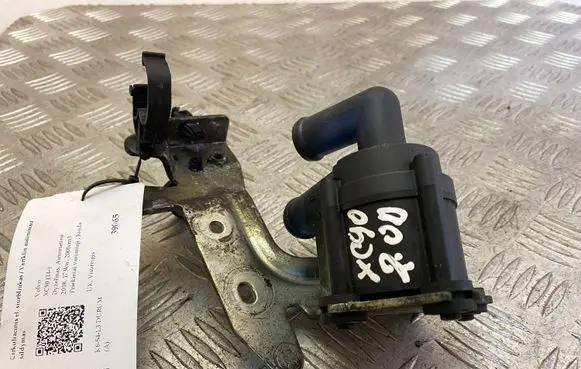Volvo XC90 Electric auxiliary coolant/water pump 31368143