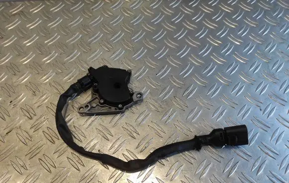 Audi A4 S4 B6 8E 8H Gear selector DS02A1397