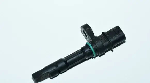 Mercedes-Benz B W247 ABS brake wheel speed sensor A2479050000