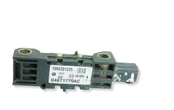 Jeep Grand Cherokee (WK) Airbag deployment crash/impact sensor 04671779AC 1094301225 081004A