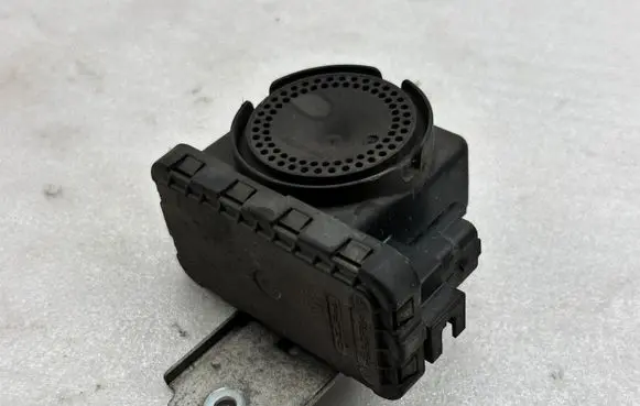 Volvo XC90 Alarm system siren 30659758