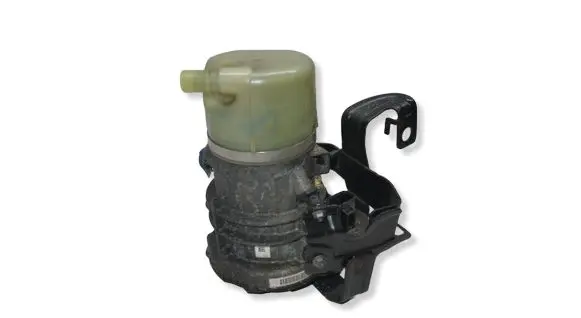 Volvo XC70 Power steering pump 31387595