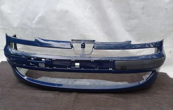 Peugeot 807 Front bumper 1484198077