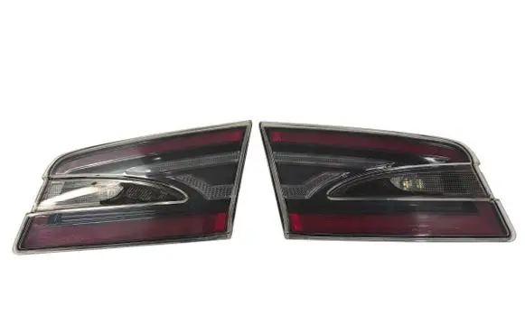 Tesla Model S Tailgate rear/tail lights 600592200E 600592400E