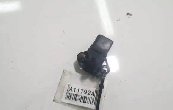 Mitsubishi Grandis Air pressure sensor 0281002401