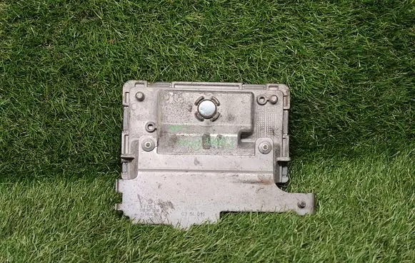 Skoda Fabia Mk2 (5J) Engine control unit/module ECU 03E906019AD 03E906019C 5WA11017
