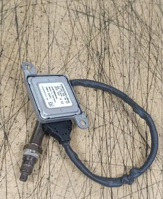 Mercedes-Benz E W212 Lambda probe sensor A0009053403