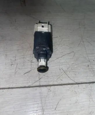 Renault Megane II Brake pedal sensor switch 8200168238