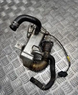 Nissan X-Trail T32 EGR valve cooler 147350678R 35716B0065