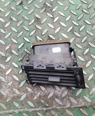 BMW 5 E60 E61 Dashboard side air vent grill/cover trim 6910731 5112001 14121810