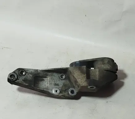 Ford Mondeo MK IV Engine mounting bracket 6G9Q3K738BB