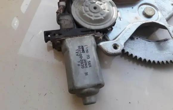 Mazda Premacy Rear door window regulator motor 8621003930 862100-3930
