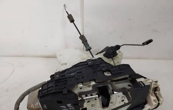 Mercedes-Benz S W221 Front door lock A2217206035