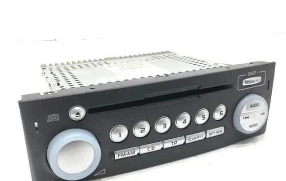 Mitsubishi Colt Radio/CD/DVD/GPS head unit MR587702HB