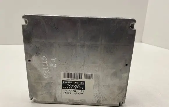 Toyota Prius (XW20) Engine control unit/module 8966147170 2751009521