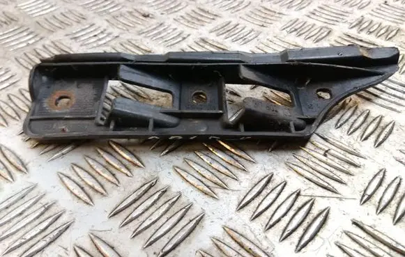 Volkswagen Golf V Front bumper mounting bracket 1K0807183