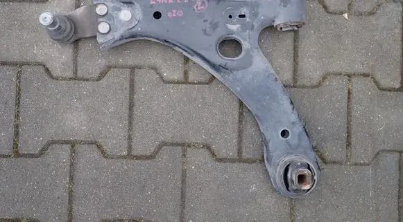 Lynk u0026 co 01 Front lower control arm/wishbone 