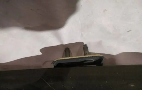 Volvo V50 Tailgate/trunk/boot hinge