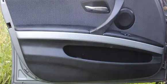 BMW 3 E90 E91 Front door card panel trim