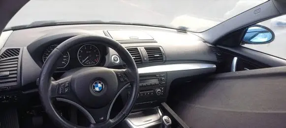 BMW 1 E81 E87 Dashboard 