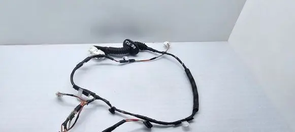 Toyota Avensis T270 Rear door wiring loom 8215305270 8215305270G