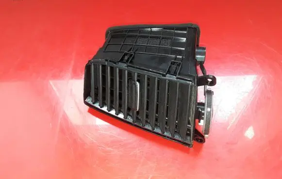 Hyundai Santa Fe Dash center air vent grill 974202B000