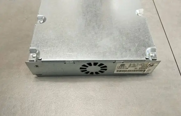 Volkswagen Phaeton Video control module 7L6919148A