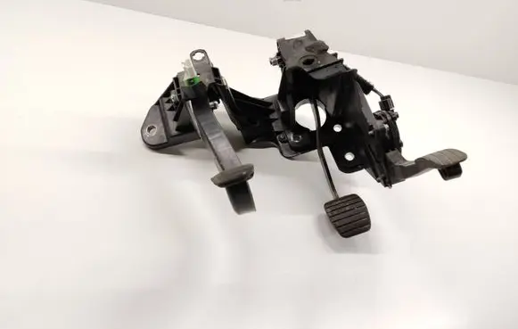 Nissan NV400 Pedal assembly 