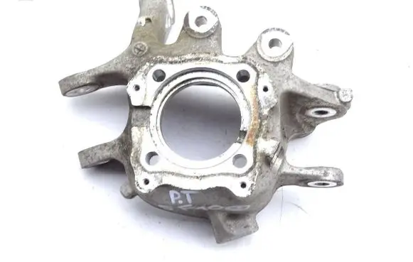 BMW 5 F10 F11 Stub axle 6793770