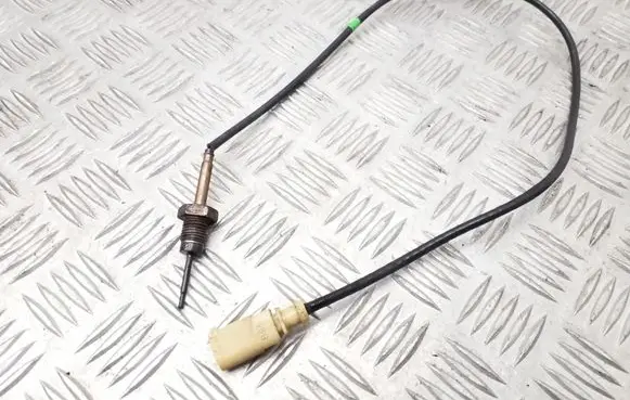 Audi Q3 8U Exhaust gas temperature sensor 04L906088BS 895