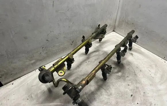 Nissan Murano Z50 Fuel injectors set 5705U