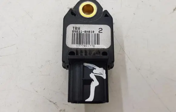 Toyota Yaris Airbag deployment crash/impact sensor 898310H010