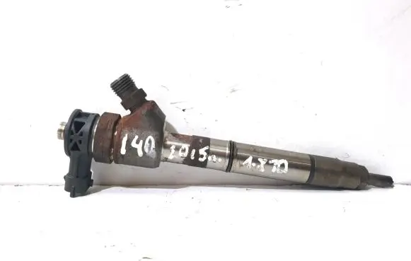 Hyundai i40 Fuel injector 0445110589