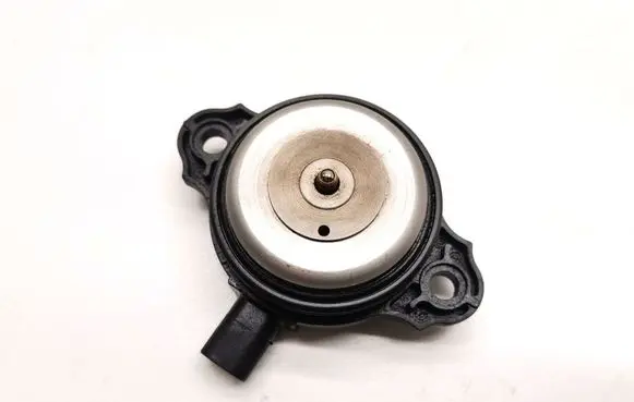 BMW 3 F30 F35 F31 Valve 7593719