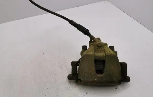 Ford Kuga I Front brake caliper