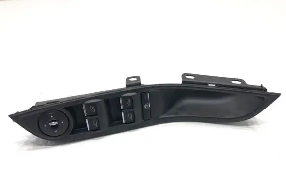Ford Focus Electric window control switch AM5T14A132BB