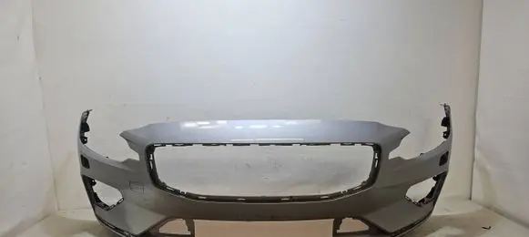 Volvo V60 Front bumper 31690530