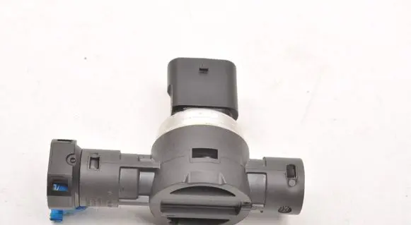 Volvo XC60 Fuel pressure sensor 32363465