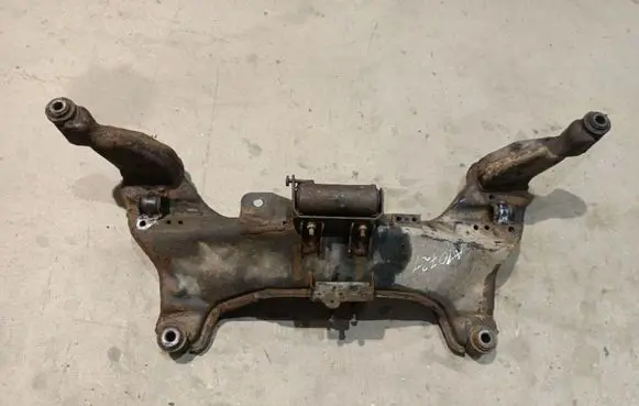 Nissan Almera Tino Rear subframe 