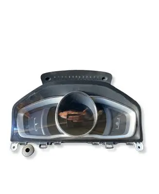 Volvo V60 Speedometer (instrument cluster) 31433334