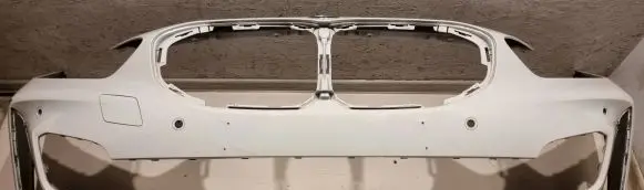 BMW 1 F40 Front bumper 21163611 8070928