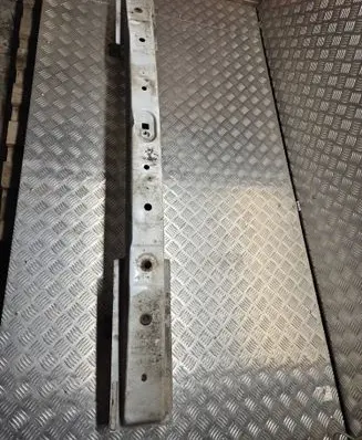 Opel Vivaro Front bumper cross member