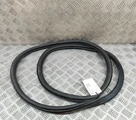 Audi A1 Rubber seal rear door 82G833721B