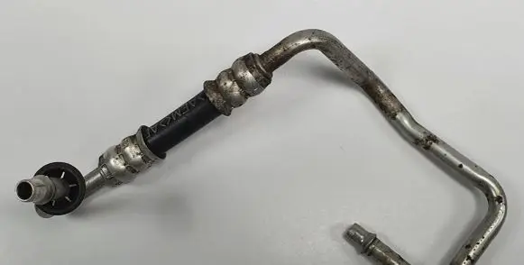 Mercedes-Benz B W245 Turbo turbocharger oiling pipe/hose 89880148